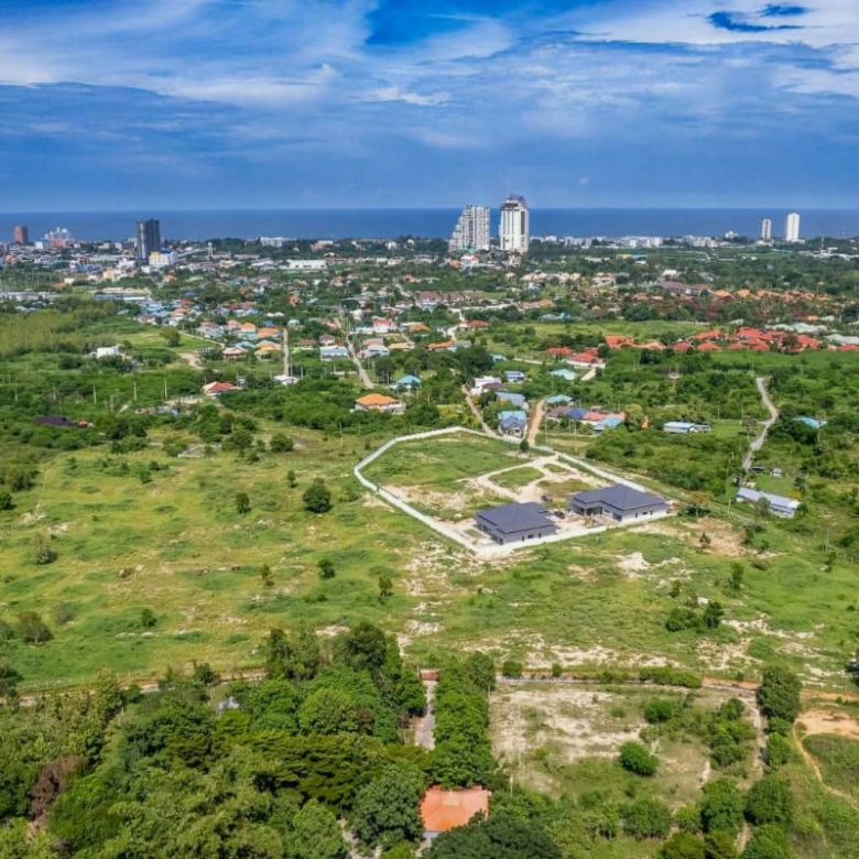Prime Plots Near BluPort Hua Hin for Sale!