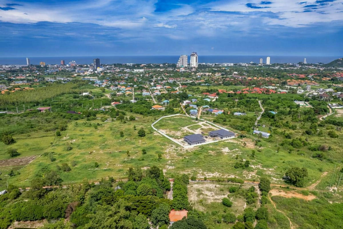 Prime Plots Near BluPort Hua Hin for Sale!
