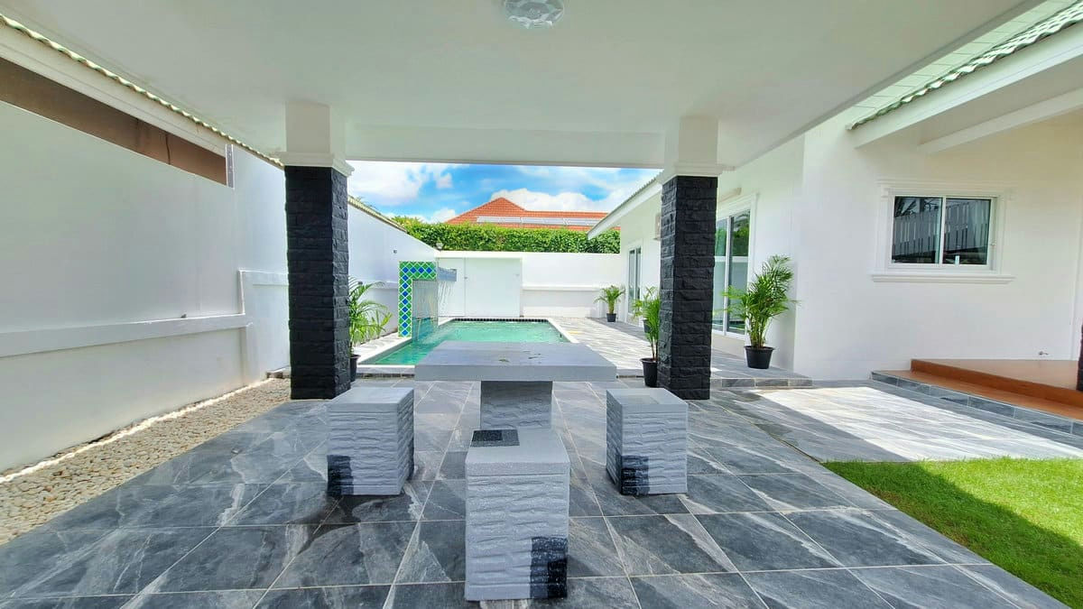 House for Sale and Rent in Baan Mongkhon Chai, Thap Tai