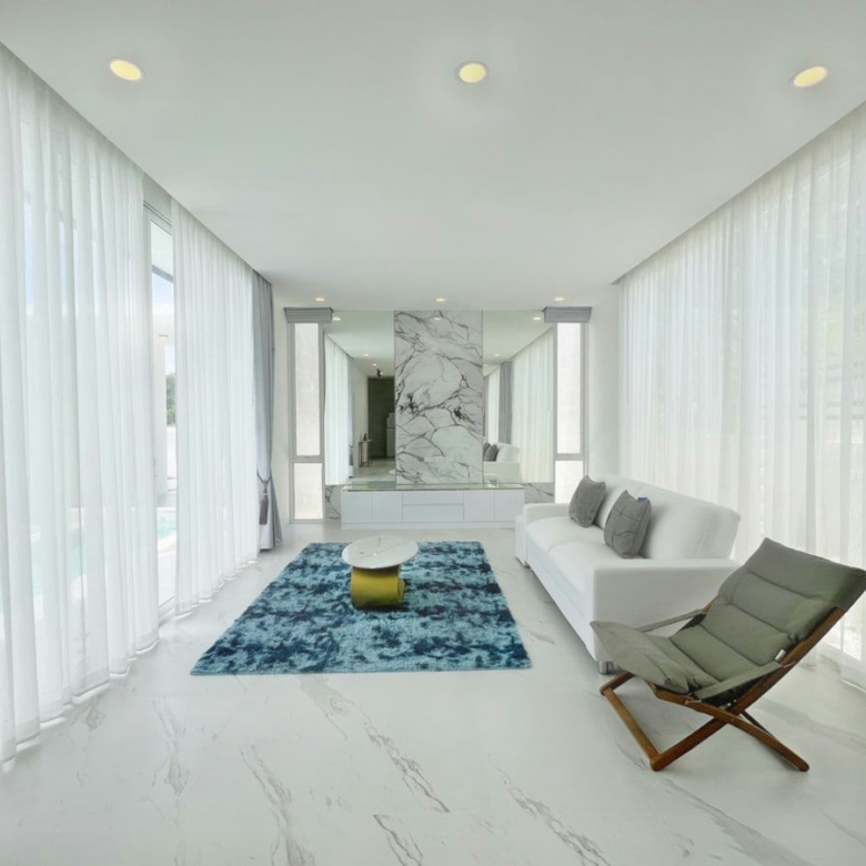 Pet Friendly Pool Villa for Rent in Black Mountain Area