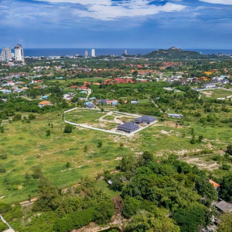 Prime Plots Near BluPort Hua Hin for Sale!