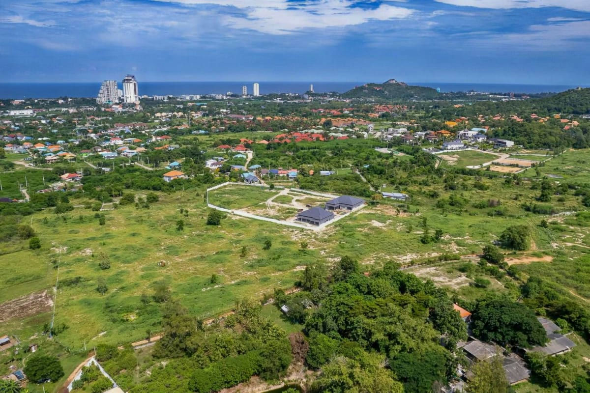 Prime Plots Near BluPort Hua Hin for Sale!