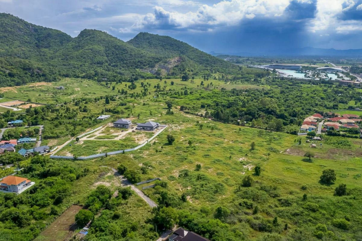 Prime Plots Near BluPort Hua Hin for Sale!