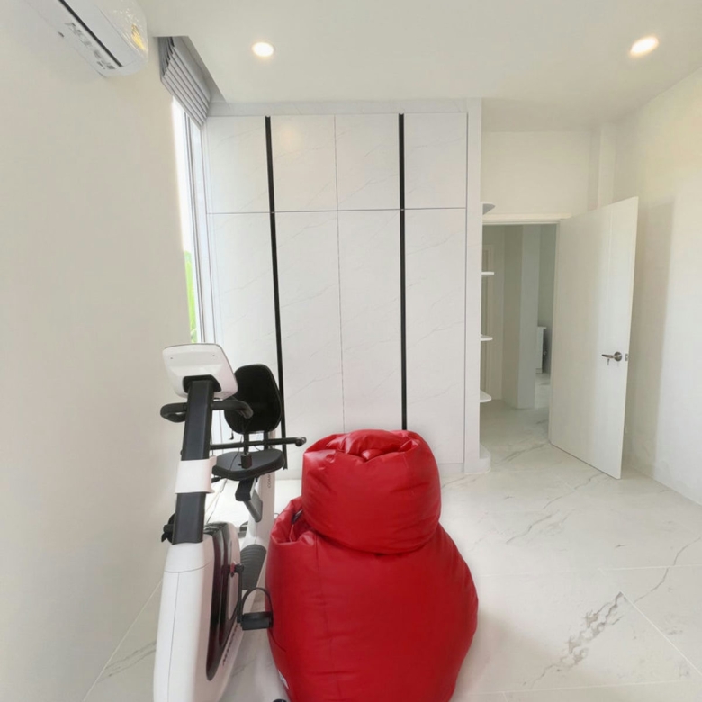 New Pet Friendly Pool Villa for Rent in Black Mountain Area