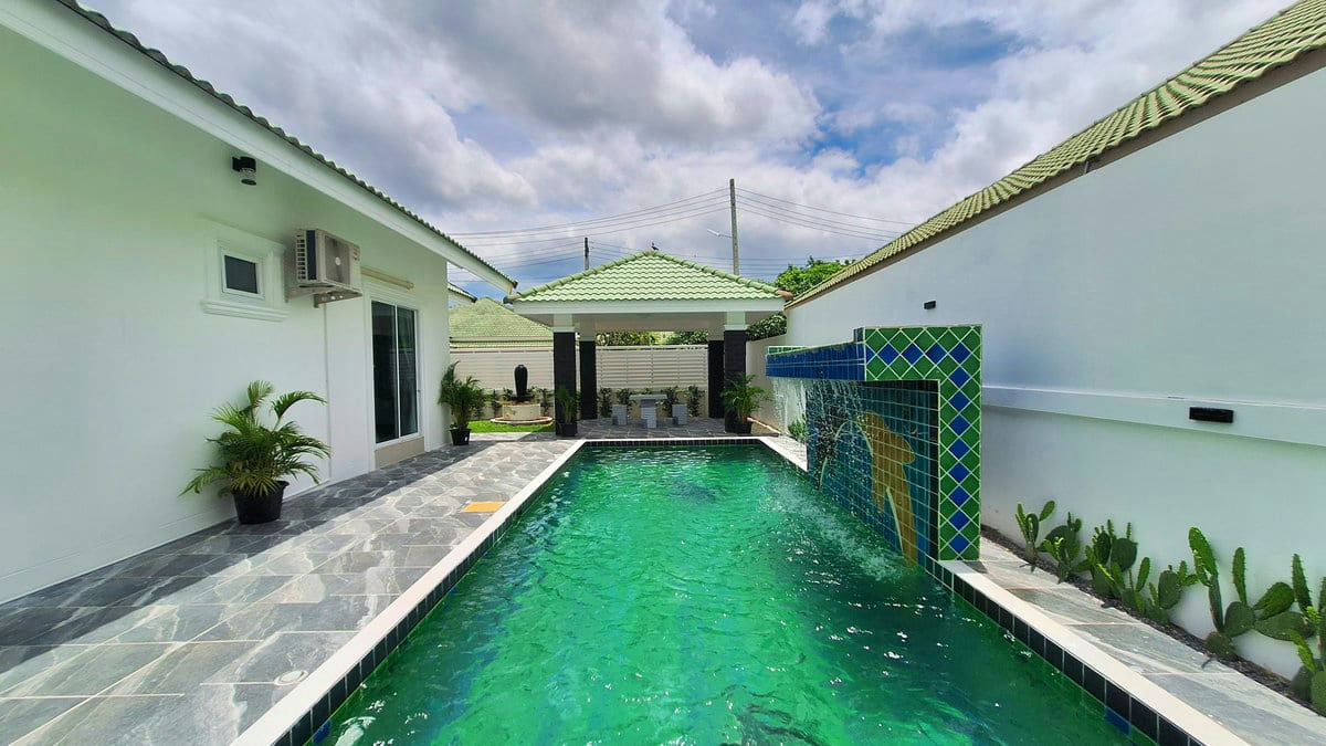 House for Sale and Rent in Baan Mongkhon Chai, Thap Tai