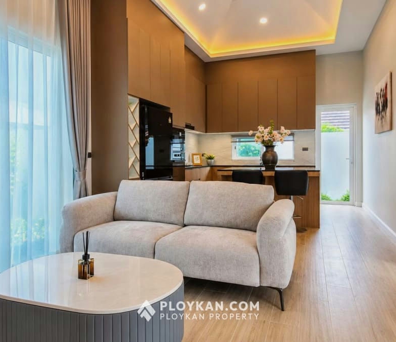 Brand New Modern Pool Villa with Mountain Views in Soi 88, Hua Hin