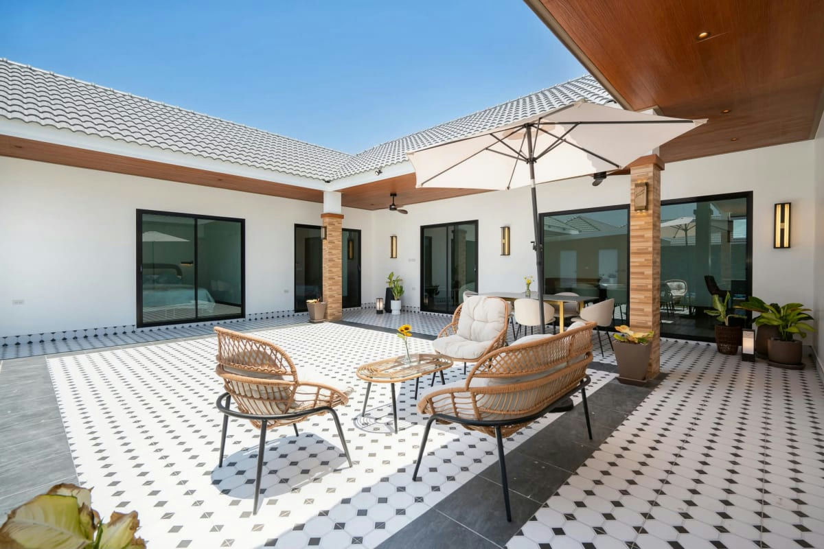 3 Bedroom Pool Villa for Rent in Hua Hin, Mon Mai Area, Hin Lek Fai