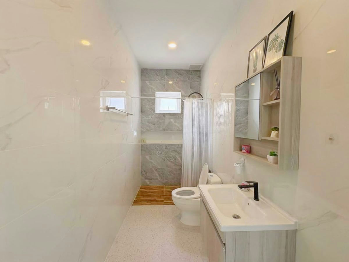 Brand New 4-Bedroom Pool Villa for Rent in Hua Hin Soi 112
