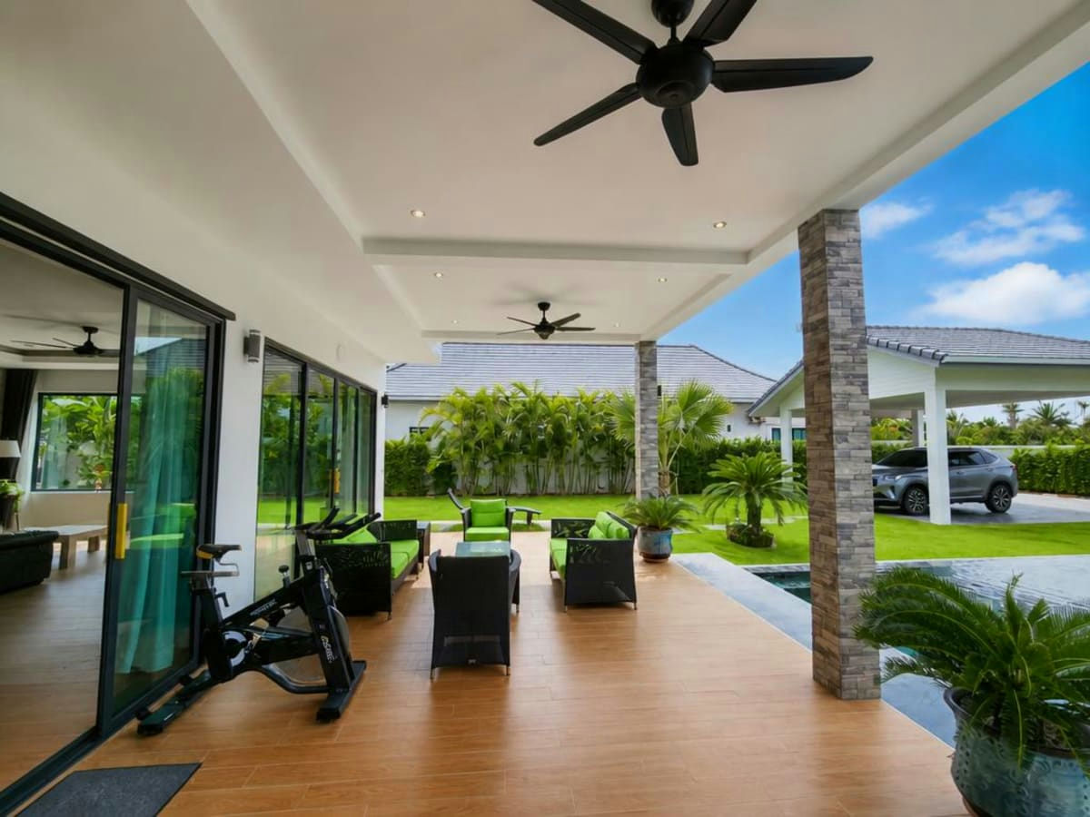 Luxury Spacious 4-Bedroom Pool Villa for Sale in Soi 112