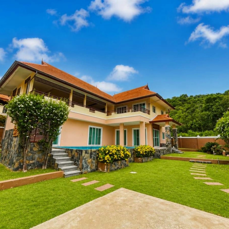 Luxury Villa with Panoramic Sea Views in Khao Tao, Hua Hin