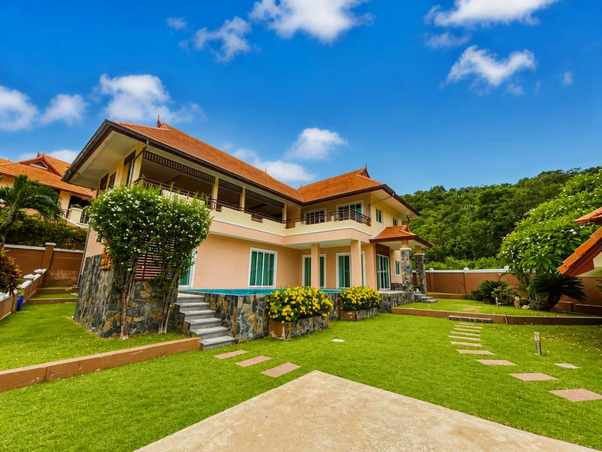 Luxury Villa with Panoramic Sea Views in Khao Tao, Hua Hin