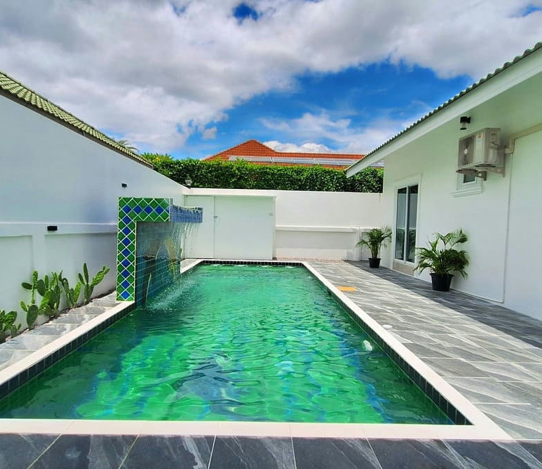 House for Sale and Rent in Baan Mongkhon Chai, Thap Tai