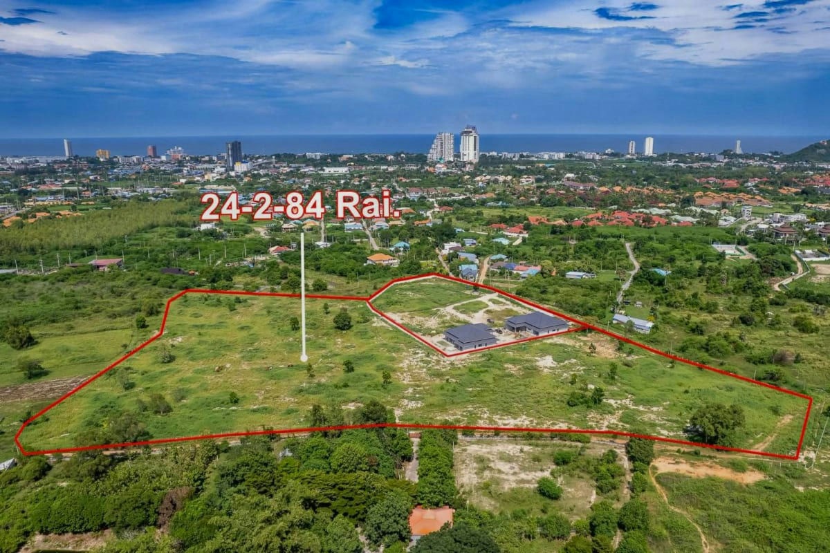 Prime Plots Near BluPort Hua Hin for Sale!