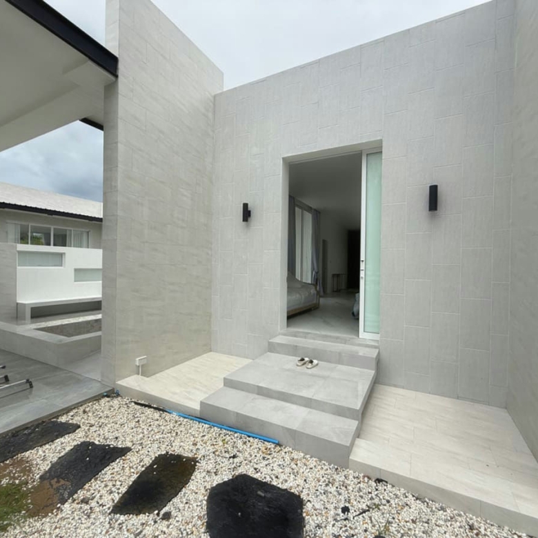 New Pet Friendly Pool Villa for Rent in Black Mountain Area