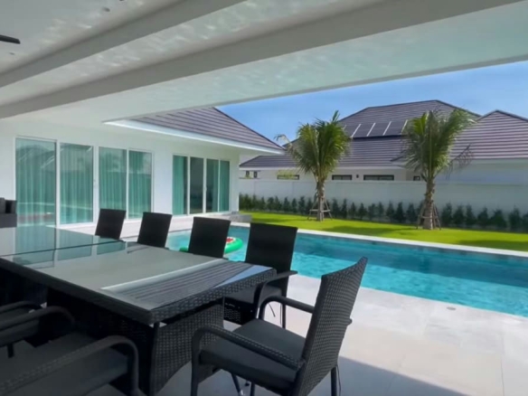 Spacious 4-Bed Pool Villa for Rent at The Clouds II Hua Hin