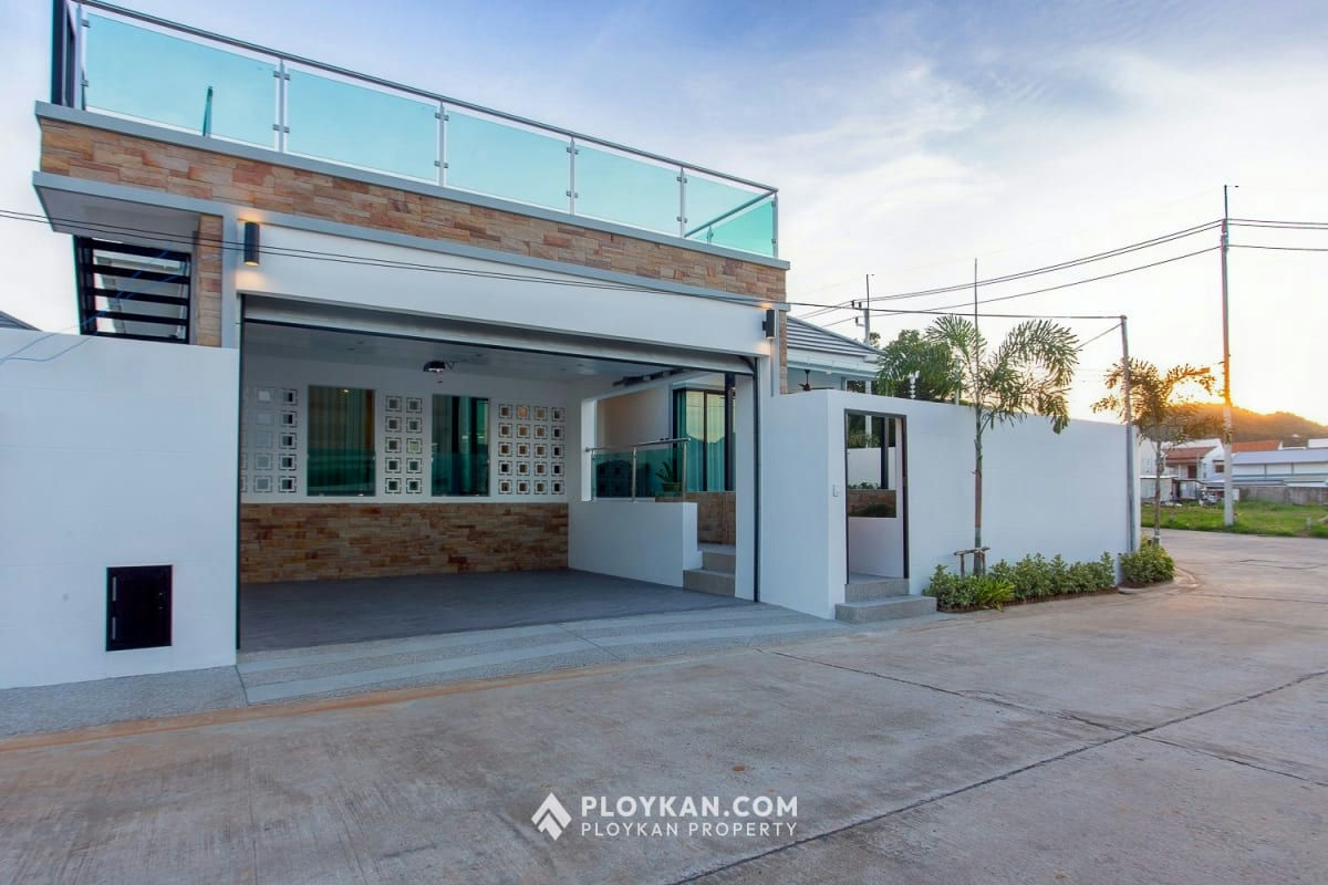 3 Bedroom Pool Villa for Rent in the Heart of Hua Hin