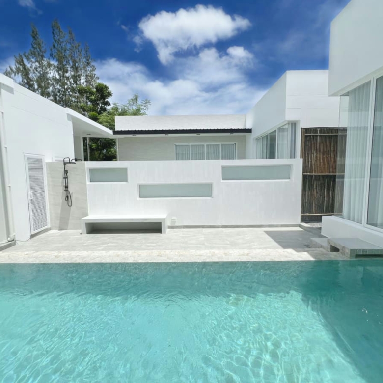 New Pet Friendly Pool Villa for Rent in Black Mountain Area