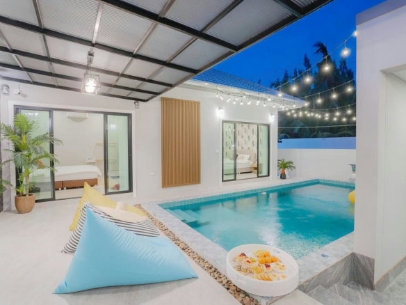 4 Bedroom Spacious Pool Villa for Sale and Rent