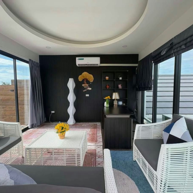 Brand New 4-Bedroom Pool Villa for Rent in Hua Hin Soi 112