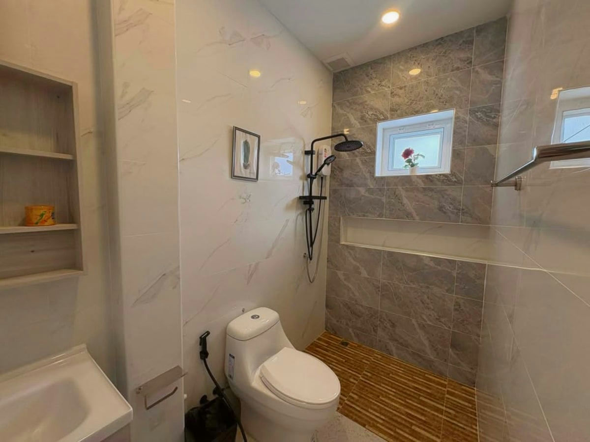 Brand New 4-Bedroom Pool Villa for Rent in Hua Hin Soi 112