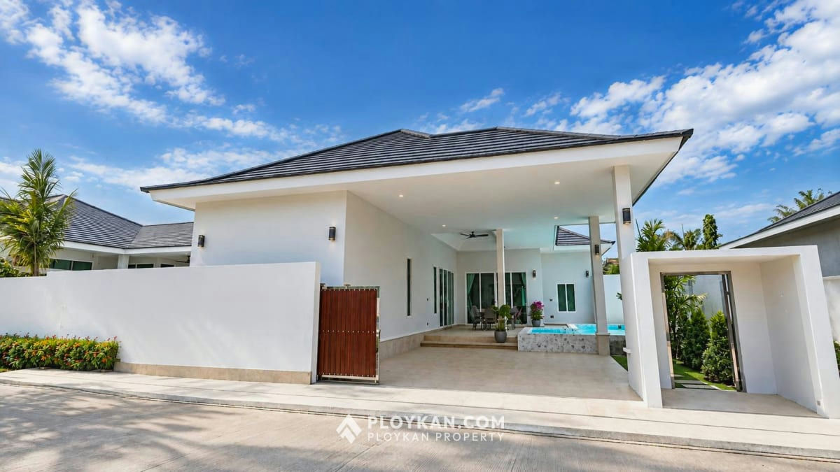 Brand New Modern Pool Villa with Mountain Views in Soi 88, Hua Hin