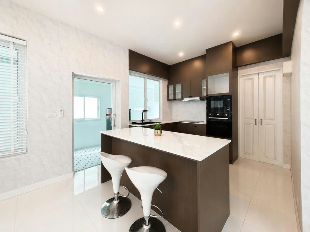 Spacious 4-Bedroom Pool Villa for Rent