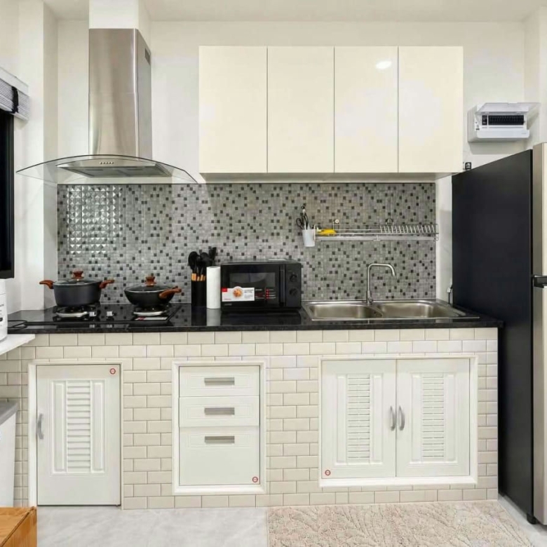 Pet Friendly Pool Villa for Rent in Monmai Area