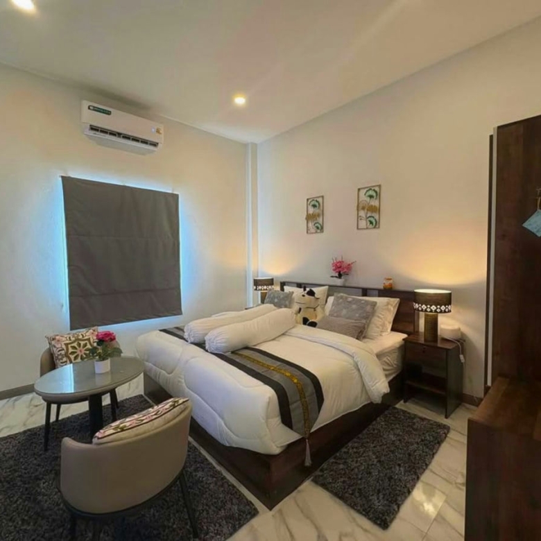 Brand New 4-Bedroom Pool Villa for Rent in Hua Hin Soi 112