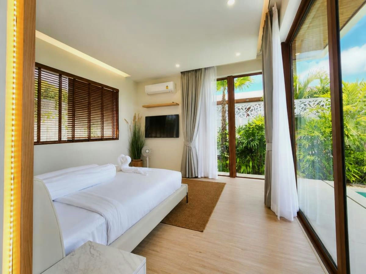 Luxury 3-bedroom Resale Pool Villa at La Felice