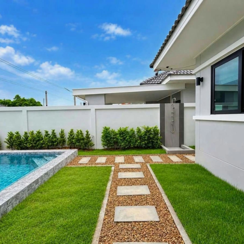 Pet Friendly Pool Villa for Rent in Monmai Area