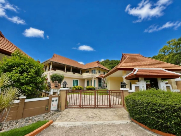 Luxury Villa with Panoramic Sea Views in Khao Tao, Hua Hin