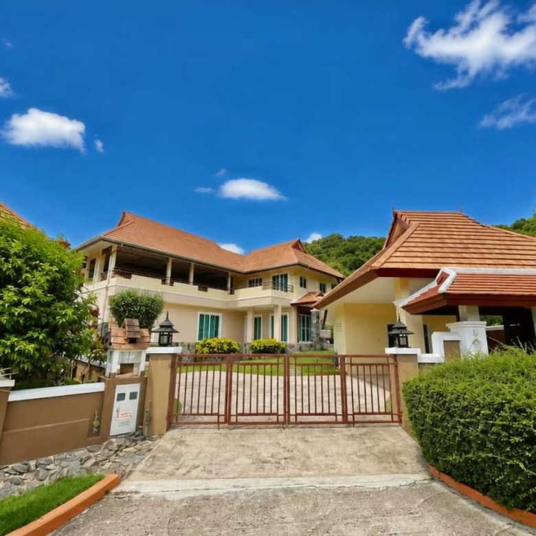 Luxury Villa with Panoramic Sea Views in Khao Tao, Hua Hin