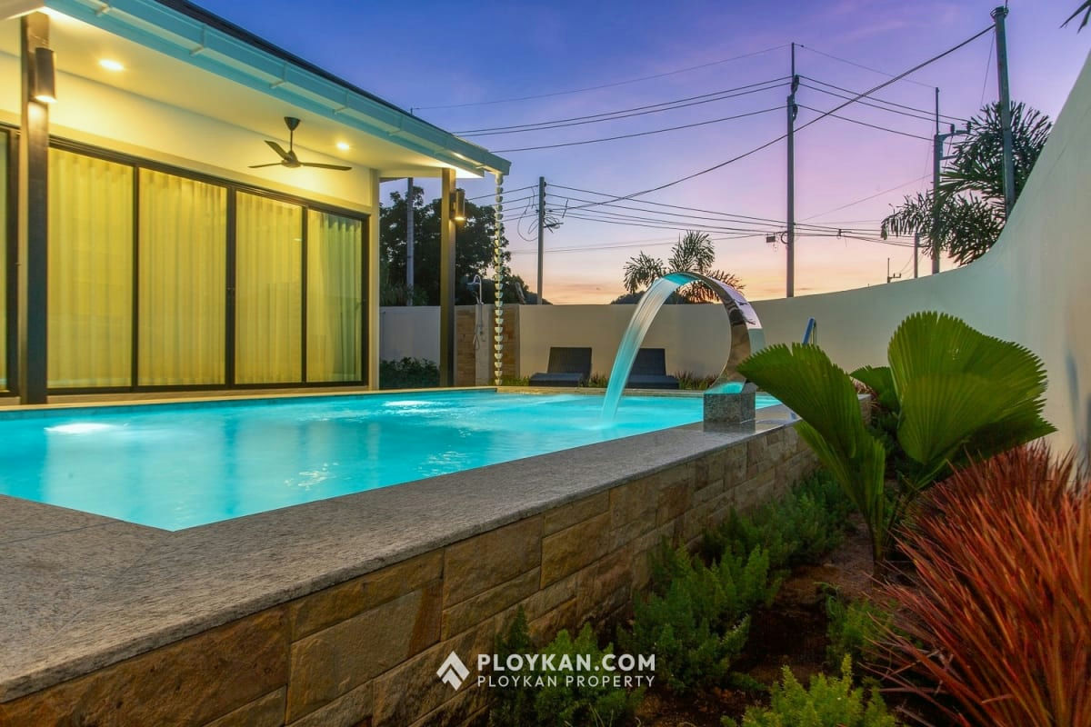3 Bedroom Pool Villa for Rent in the Heart of Hua Hin