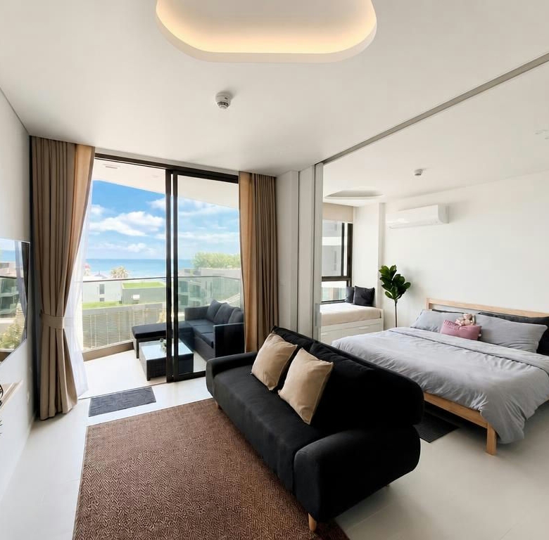 Sea View 1 Bedroom Condo for Sale at Veranda Residence Hua Hin