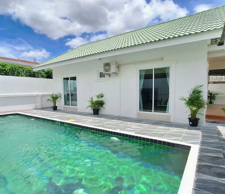 House for Sale and Rent in Baan Mongkhon Chai, Thap Tai