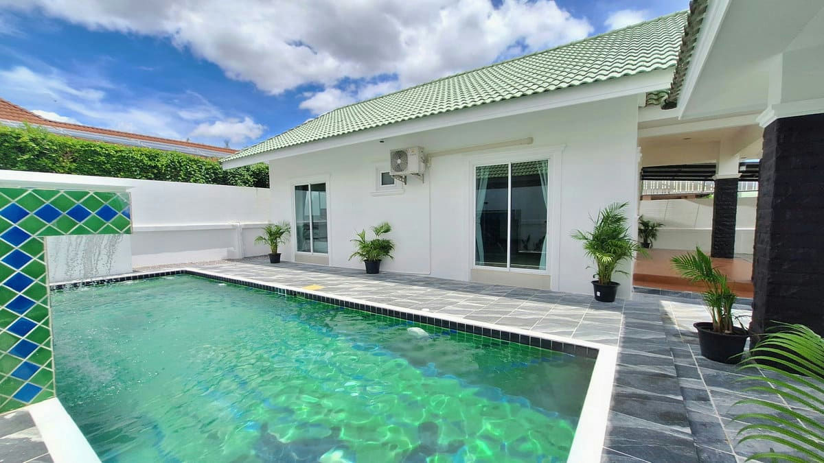 House for Sale and Rent in Baan Mongkhon Chai, Thap Tai