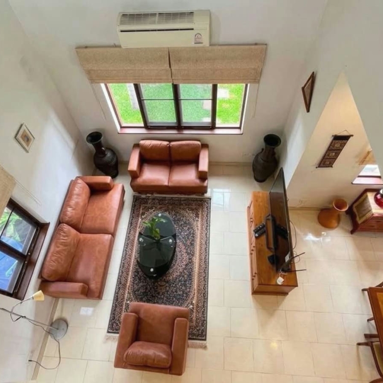 Pet Friendly Two-story 3-Bedroom Villa for Rent in Central Hua Hin
