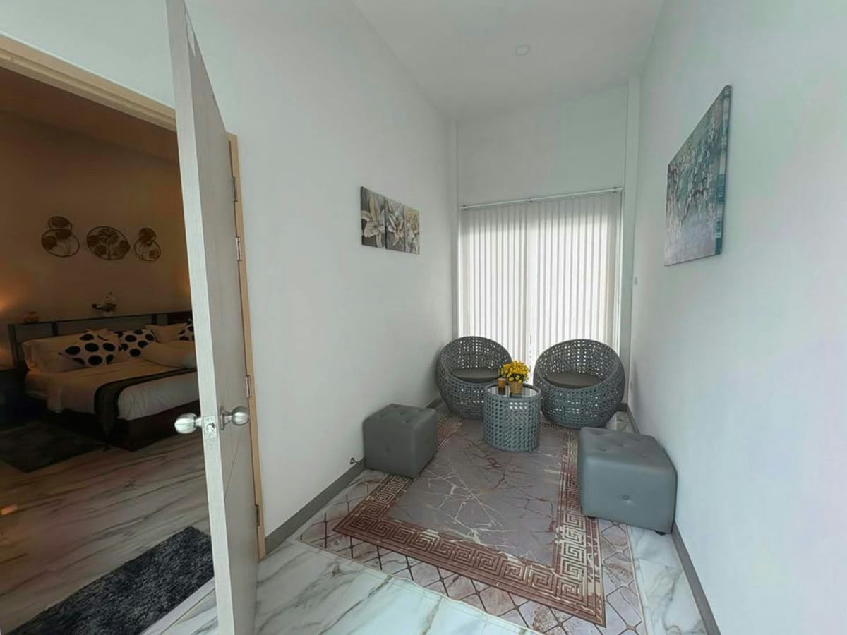 Brand New 4-Bedroom Pool Villa for Rent in Hua Hin Soi 112