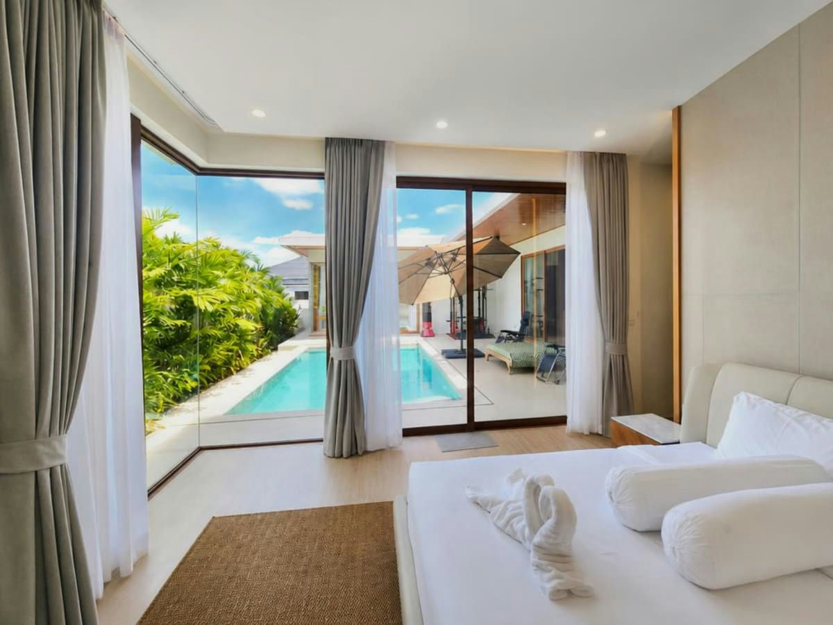 Luxury 3-bedroom Resale Pool Villa at La Felice