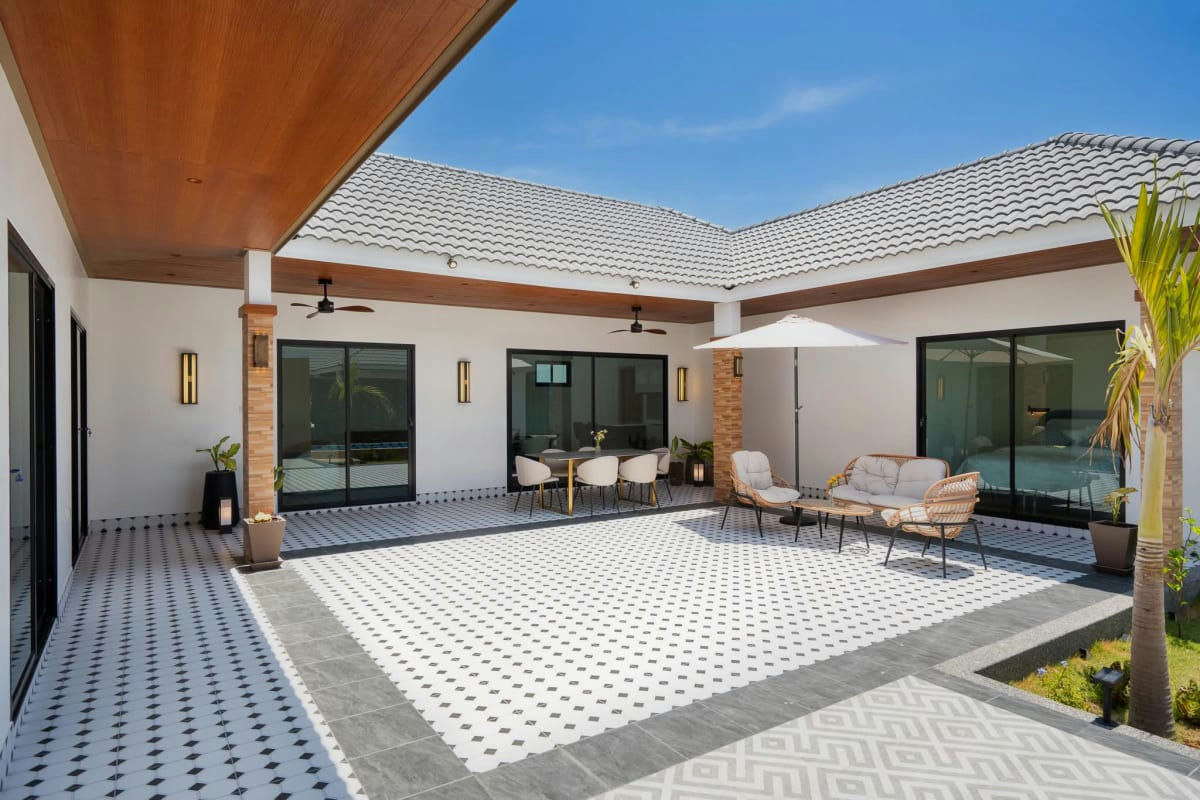 3 Bedroom Pool Villa for Rent in Hua Hin, Mon Mai Area, Hin Lek Fai