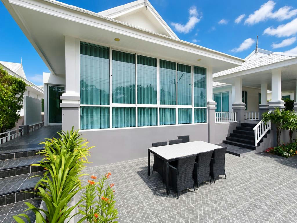 Spacious 4-Bedroom Pool Villa for Rent