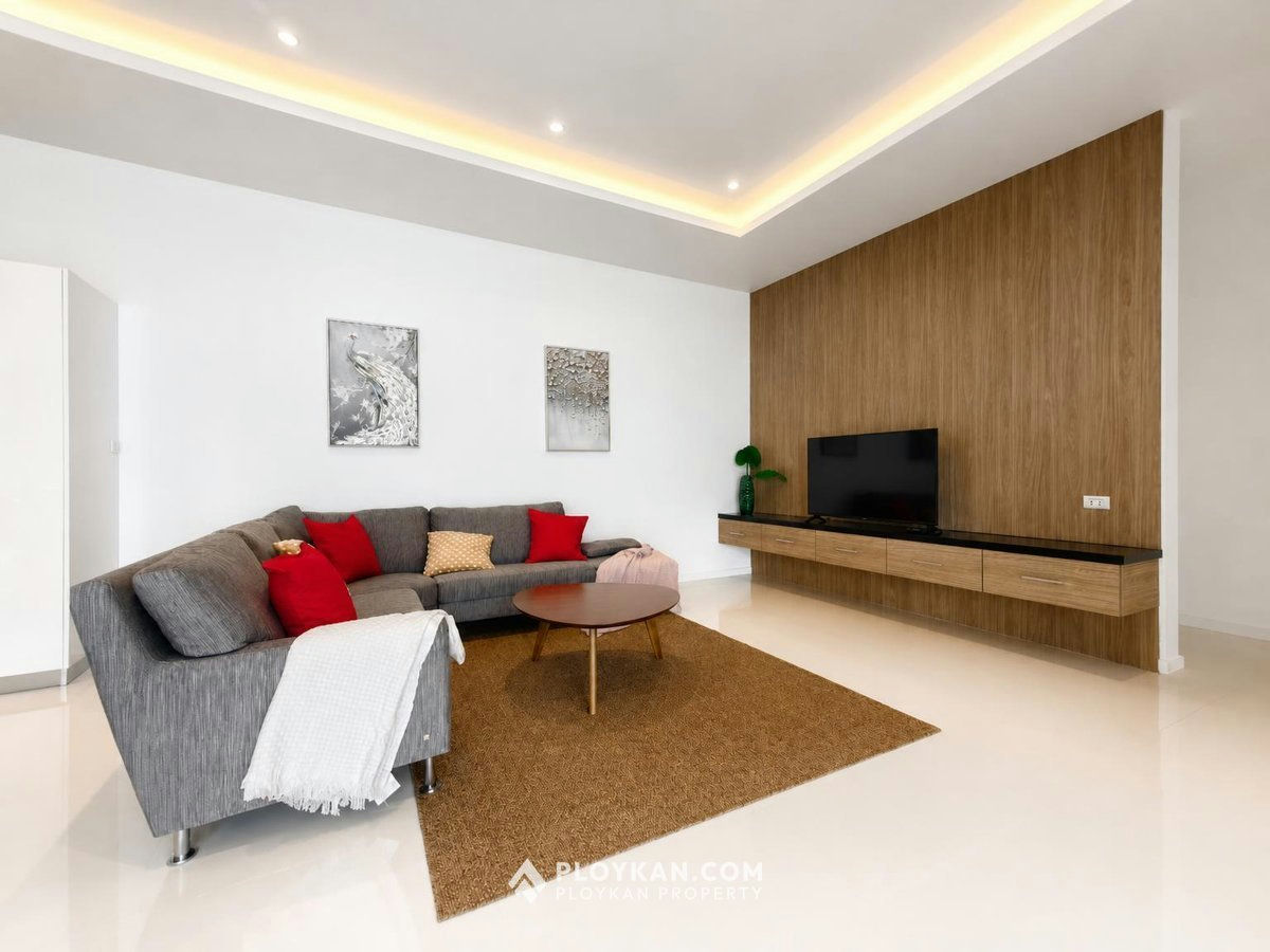 Pet Friendly 3-Bedroom Pool Villa in Aria1 for Rent