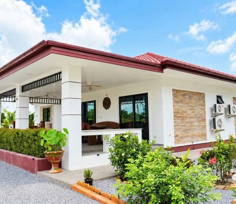 Private Home with Garden in Hua Hin Soi 70 for Sale