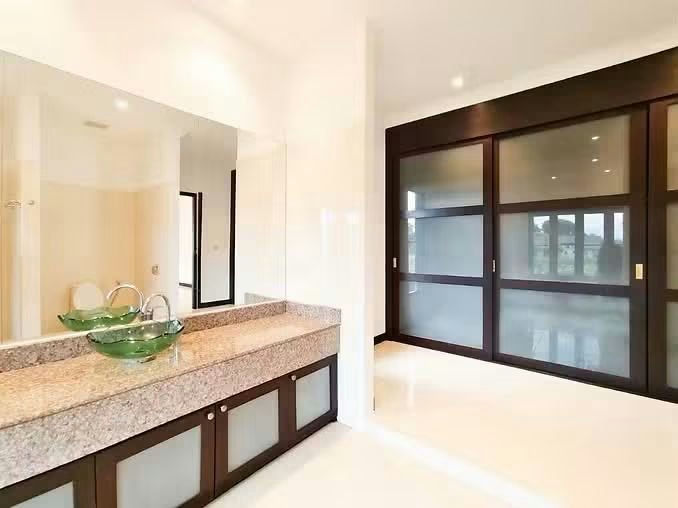 Exclusive Pool Villa For Sale at Palm Hills Golf Course