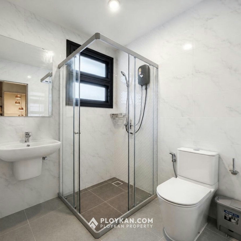 Spacious 4-Bedroom House in Supalai Ville, Hin Lek Fai for Rent