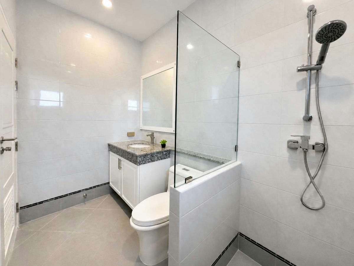 New and Spacious 3-Bedroom Villa for Rent | Hua Hin Soi 112