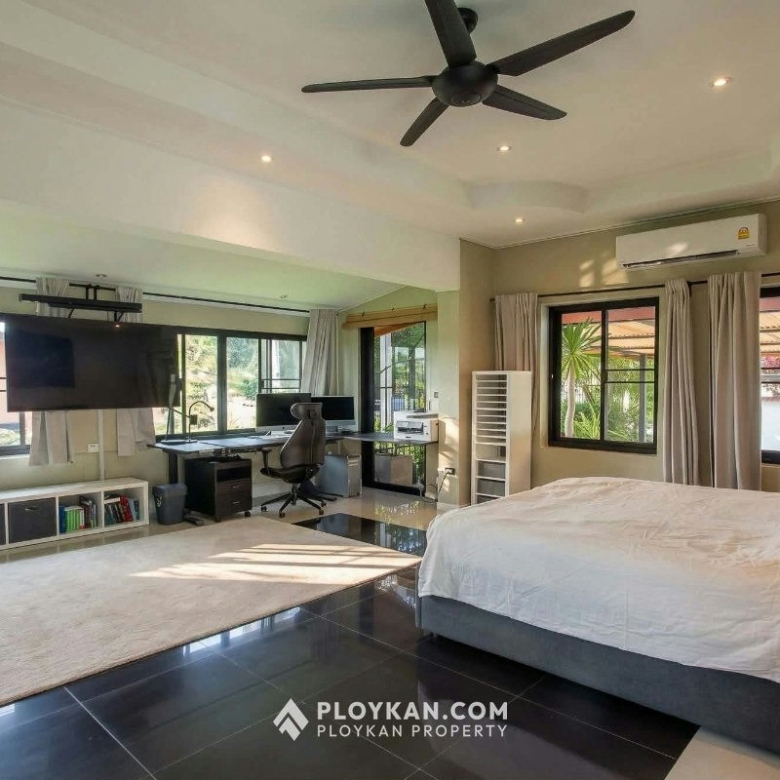 Fully Renovated Pool Villa for sale in Hua Hin Soi 116