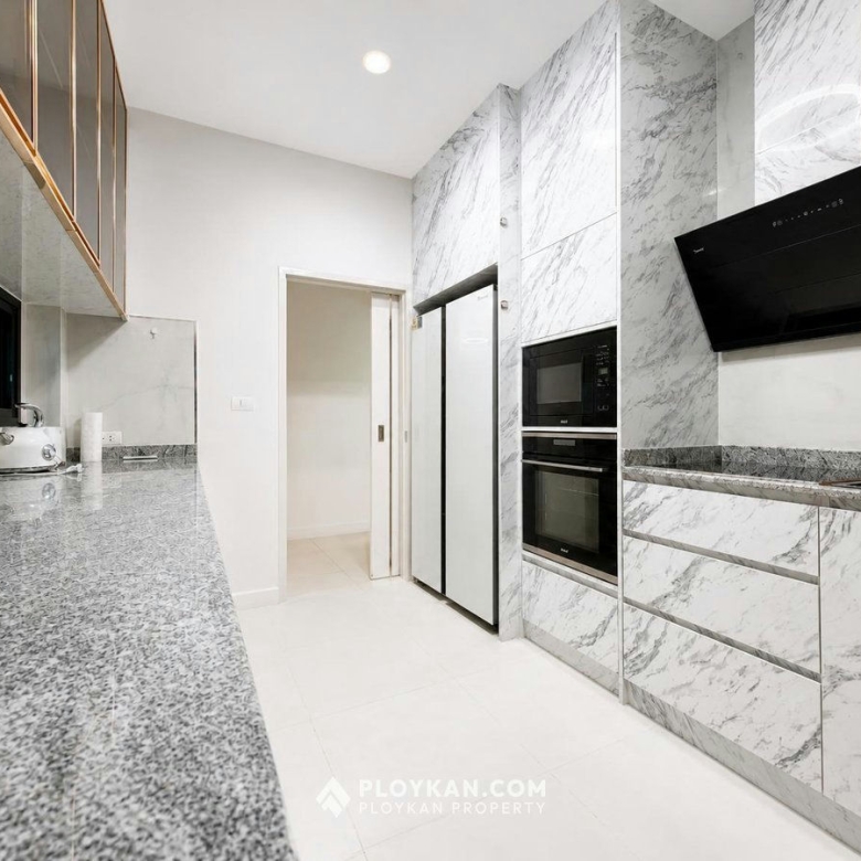 Spacious 4-Bedroom House in Supalai Ville, Hin Lek Fai for Rent