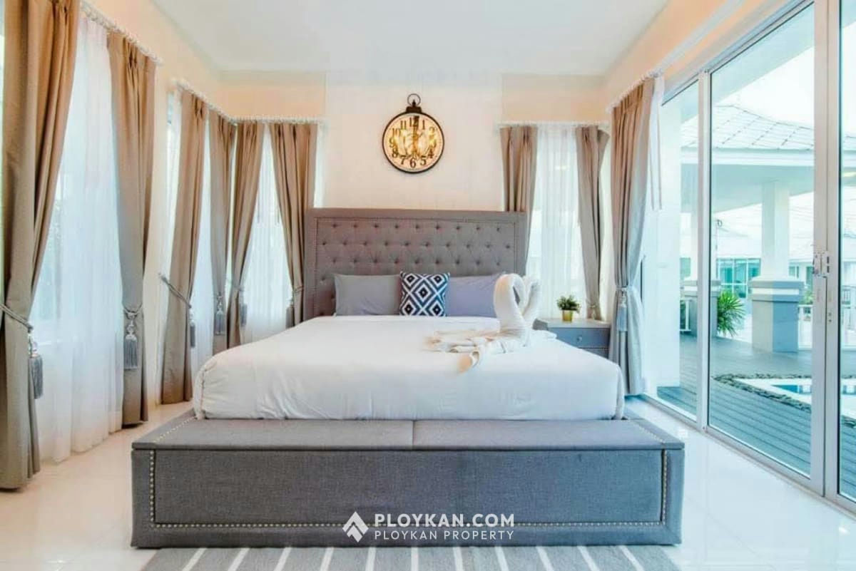 3 Bedroom Pool Villa for Rent in Thap Tai, Hua Hin