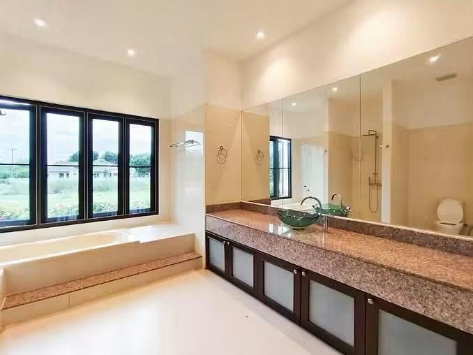 Exclusive Pool Villa For Sale at Palm Hills Golf Course